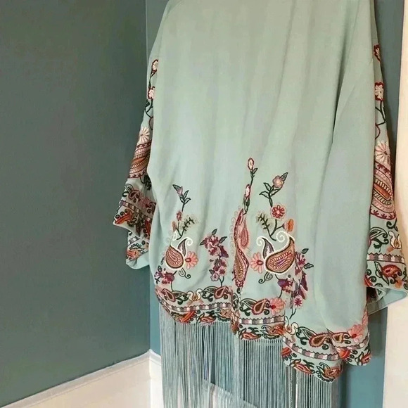 Zara TRF embroidered fringe teal short sleeve vest size s/m - Picture 6 of 8